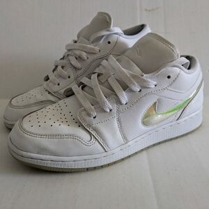 Nike Air Jordan’s W/ Glitter Swoosh. Youth 6.5